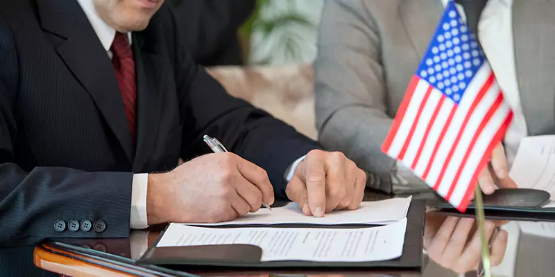 Why Choose Our E2 Visa Legal Services in Italy?